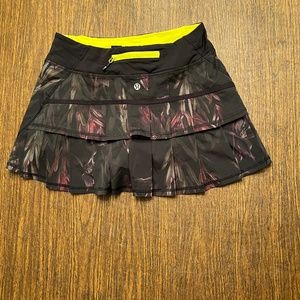 Cute LuLu Lemon Skort for Tennis or for Fun~! Size 4 Regular (lulu size)